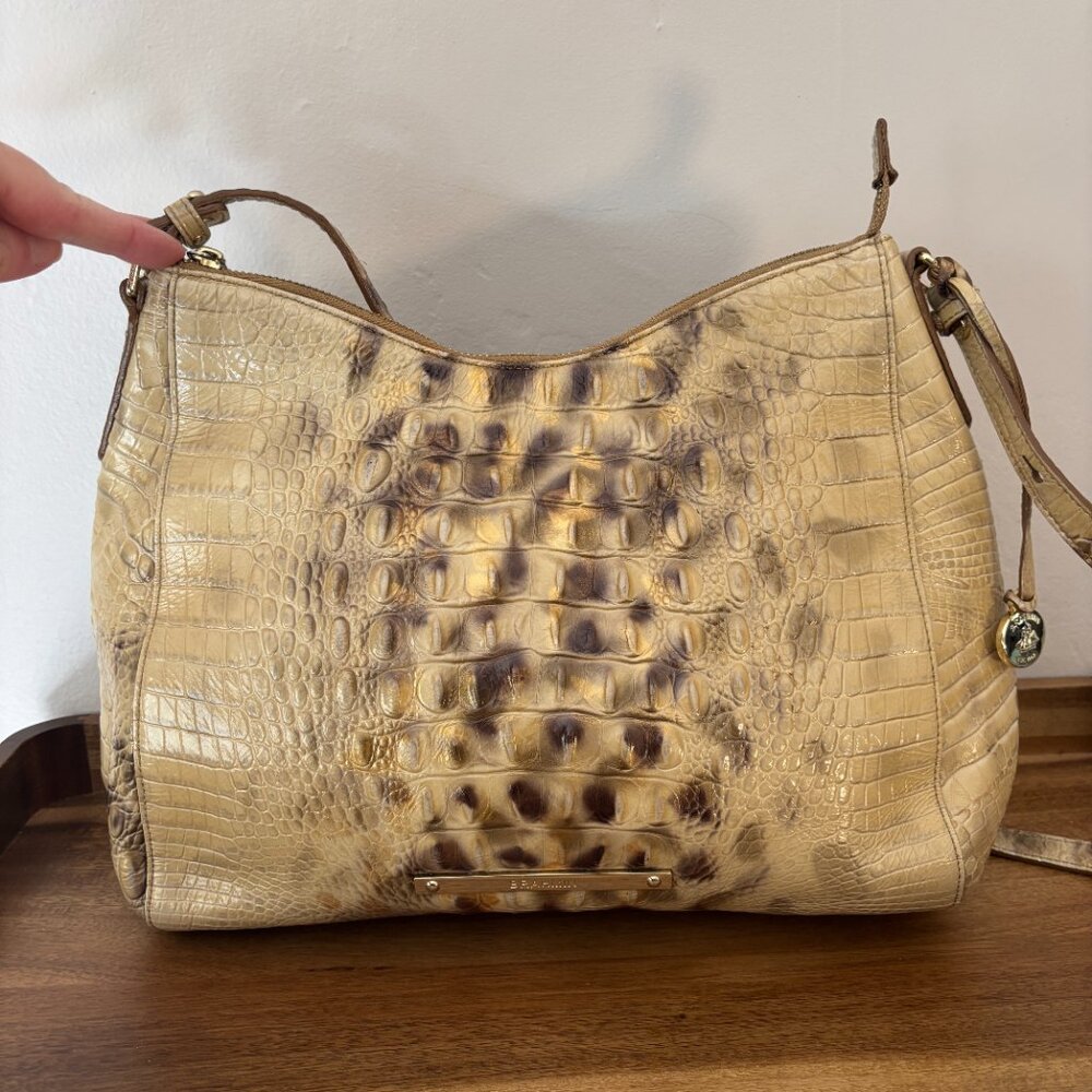 Brahmin Gold Melbourne Croc Embossed Leather Adjustable Shoulder Bag - Picture 2 of 10